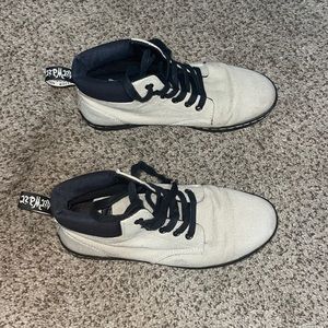 Barley wore! Basically brand new